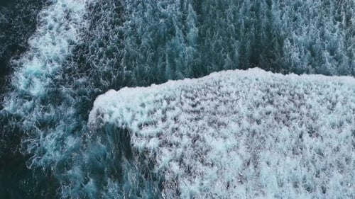 Waves moving from side to side.