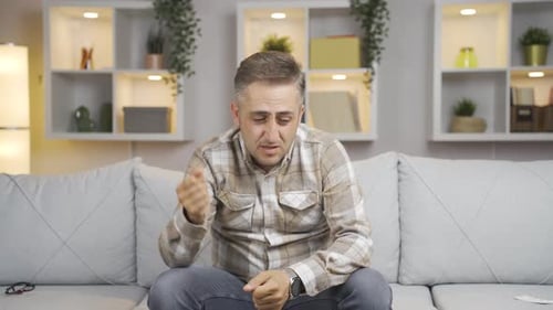 The unsuccessful man is frustrated.