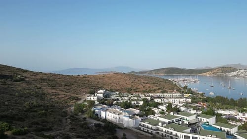 Vue aérienne de Bodrum, de la côte turque et de la marina