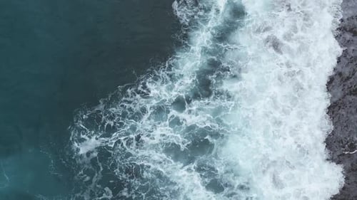 Sea Waves 17