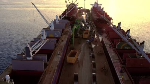 Port de fret très fréquenté, exportation