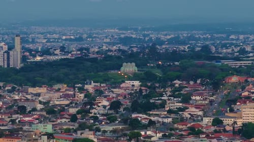 Hora dorada sobre Curitiba Paisaje urbano de Curitiba, Brasil