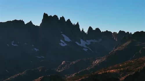 Minarets diurnes de Mammoth Mountain, sommet, sommets déchiquetés, panorama, chaîne Ritter, bannière, pic, White Mountain