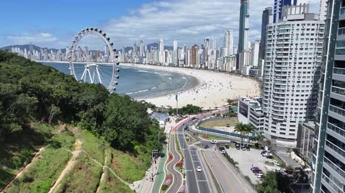 Escena de playa en Camboriú en Santa Catarina, Brasil.