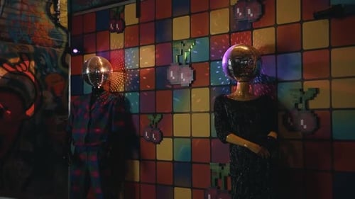 Faça uma estátua de bola de discoteca