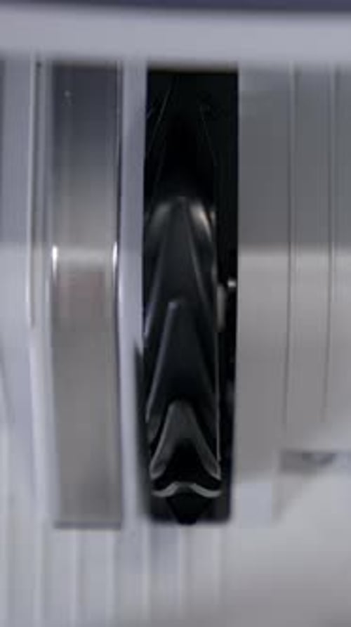Work of counter machine. Currency counting equipment.
