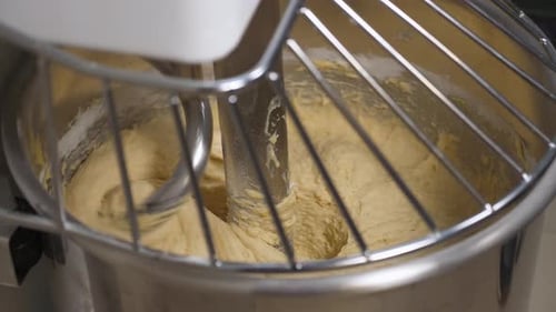 Industrial Electric Spiral Kneading Machine for Kneading Bread Dough