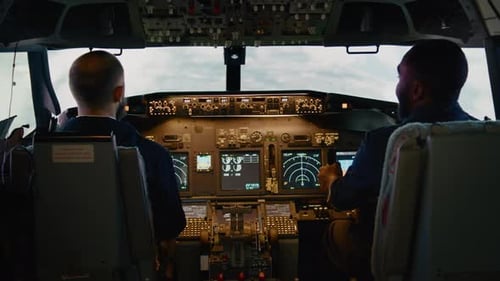 Botões de comutação do capitão para corrigir altitude e longitude