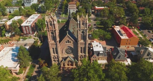 Flying around the gorgeous historic landmark in salt Lake City, Utah, USA.