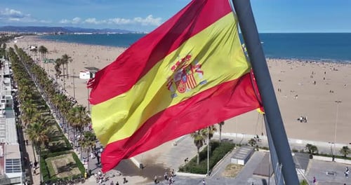 Bandera española en Valencia en la Comunidad Valenciana, España