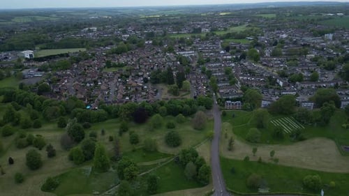Acerca de English Town 4k