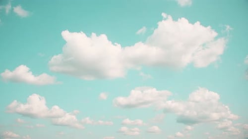 Blauer Himmel mit Wolken