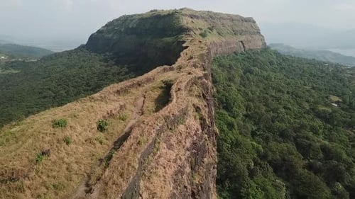 Vinchu Kada is a long finger of historic fortified rock cliff in India