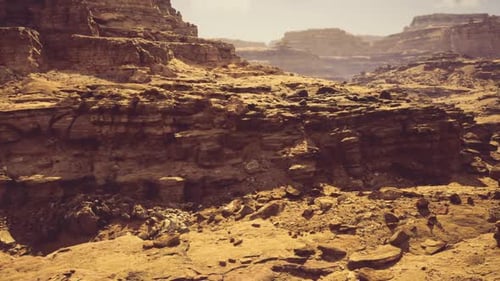 Expansive Freedom View Showcasing Sands and Rocky Formations