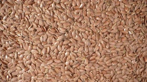 Capture stunning close-up footage of flax seeds