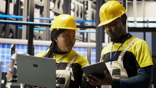 Engineering Team Working Together in Industry 40 Plant