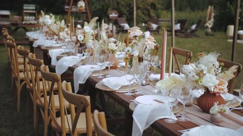 Elegant Wedding Table Decor in Rustic Outdoor Setting