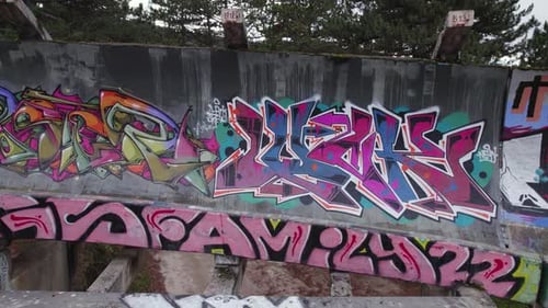 Alter Bob von den Olympischen Winterspielen 84 in Sarajevo voller Graffiti