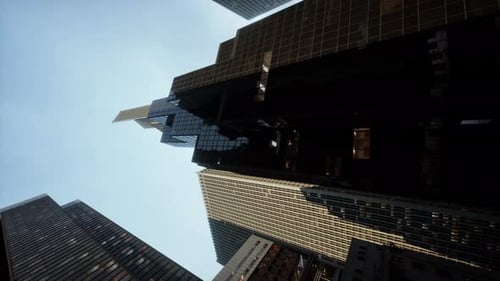 Vídeo vertical de la arquitectura urbana moderna
