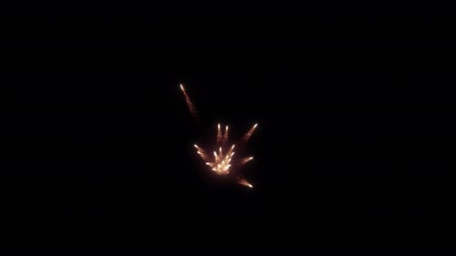 La ráfaga de fuegos artificiales terrestres provoca una erupción