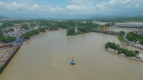 Vidéo du drone Haridwar 4k HAR KI PAURI, Vue par drone de Har ki Pauri Haridwar, vidéo Haridwar, Mata Mans