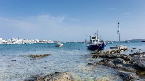 Aliki Port in Paros