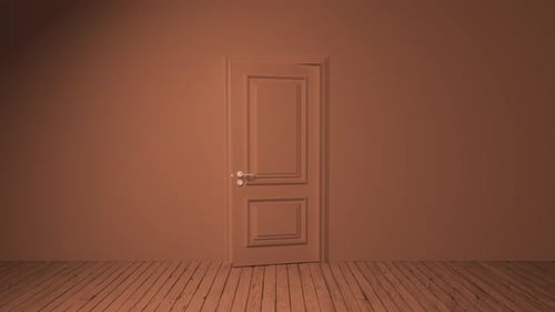 Porta de madeira que se abre no quarto escuro