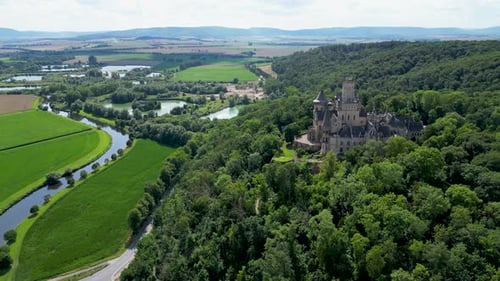 Vue aérienne du château de Marienburg, Allemagne.