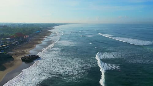Der Strand von Canggu auf Bali.