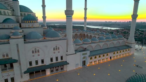 4K UHD Aerial view of Camlica mosque in Istanbul