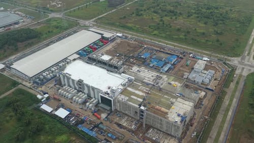 Construindo um complexo de data center digital com sistemas de TI em Jacarta, Indonésia