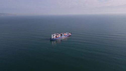 Antecedentes del concepto de envío o transporte de buques portacontenedores con vista aérea