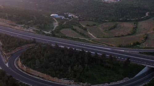 Tel aviv Jerusalem Highway 1 Limited traffic in coronavirus outbreak Lockdown