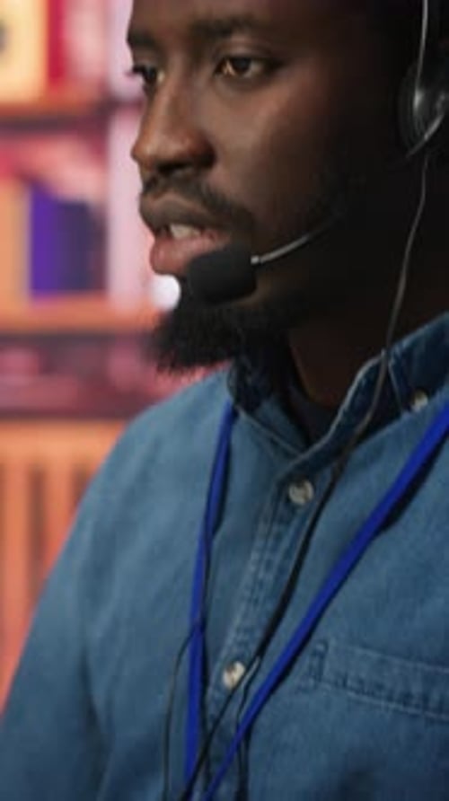 Vertical Video Manager Supervising Technical Support Specialist in Call Center Office