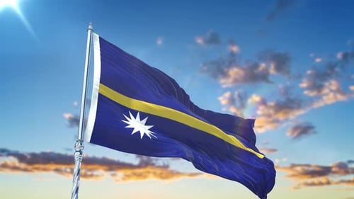 Flagge von Nauru weht realistisch mit Himmel