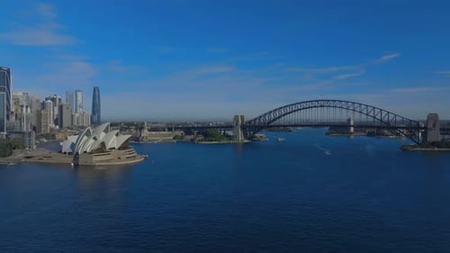 Espectacular grabación con drones de la Ópera de Sídney y el Harbour Bridge desde arriba