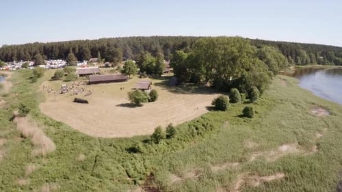 festival, an artisan market in an open-air museum, lots of people