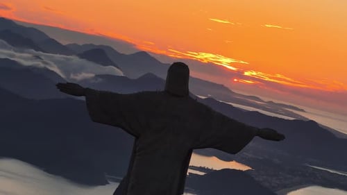 Skyline des Sonnenuntergangs in Christus dem Erlöser in Rio De Janeiro, Brasilien.
