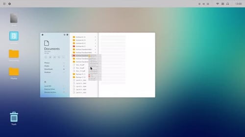 Coleção OS: Interface de uma área de trabalho arredondada com abertura de uma pasta e movimentação de arquivos para o thrash