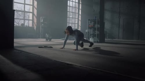 Silhouette Female Athlete Doing Mountain Climber Exercise In Sport Club. Sporty Girl Cardio Worko...