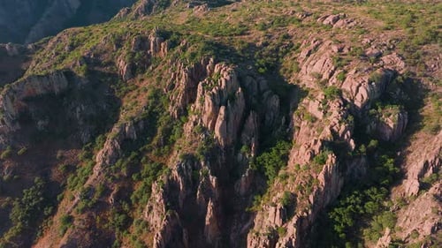 Vue aérienne des montagnes occidentales de la Sierra Madre à Durango, au Mexique, à Golden