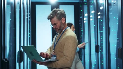 As a Professional IT Specialist I Excel in Optimizing Data Center Operations Effectively