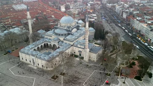 Area around Beyazit Mosque in Istanbul zoomed-in shot