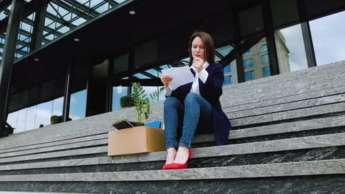 Perte d'emploi Perte d'espoir L'histoire d'une travailleuse mécontente