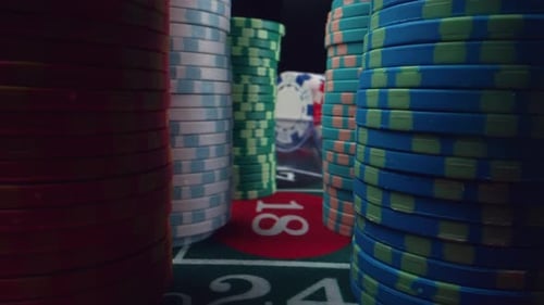 Fichas luxuosas do Royal Casino para vencedor de jogos de azar e conceito de aposta