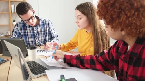 Teamwork and Collaboration in a Modern Workplace