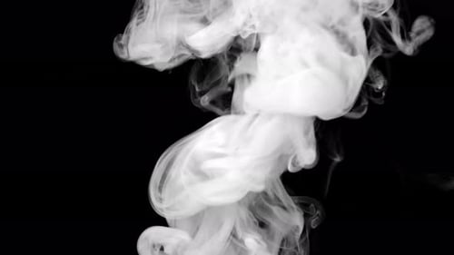 Elemento de humo sobre negro