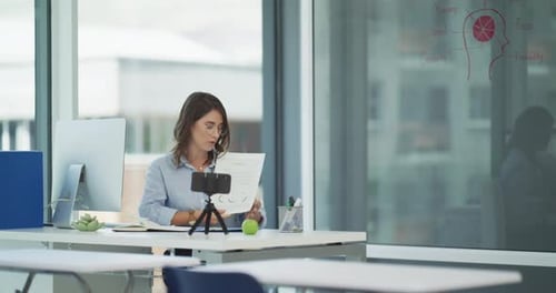 Online learning is an efficient way to teach students