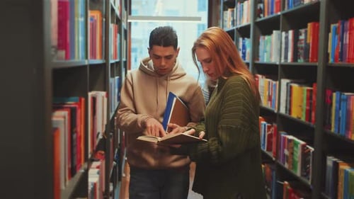 Collaborative Study Session in Library