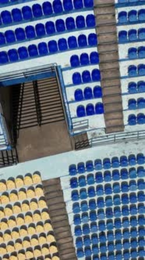 Vista vertical de los asientos del estadio